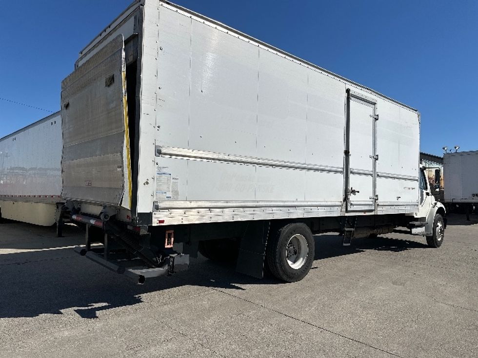Medium Duty Box Truck-Light and Medium Duty Trucks-Freightliner-2016-M2-Richmond-CA-88,739\n\t\tmiles-$ 37,000 - Image 13