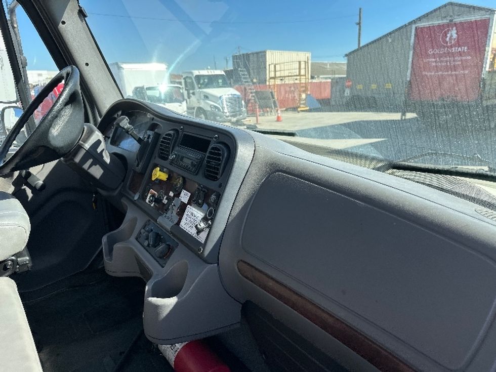Medium Duty Box Truck-Light and Medium Duty Trucks-Freightliner-2016-M2-Richmond-CA-88,739\n\t\tmiles-$ 37,000 - Image 21