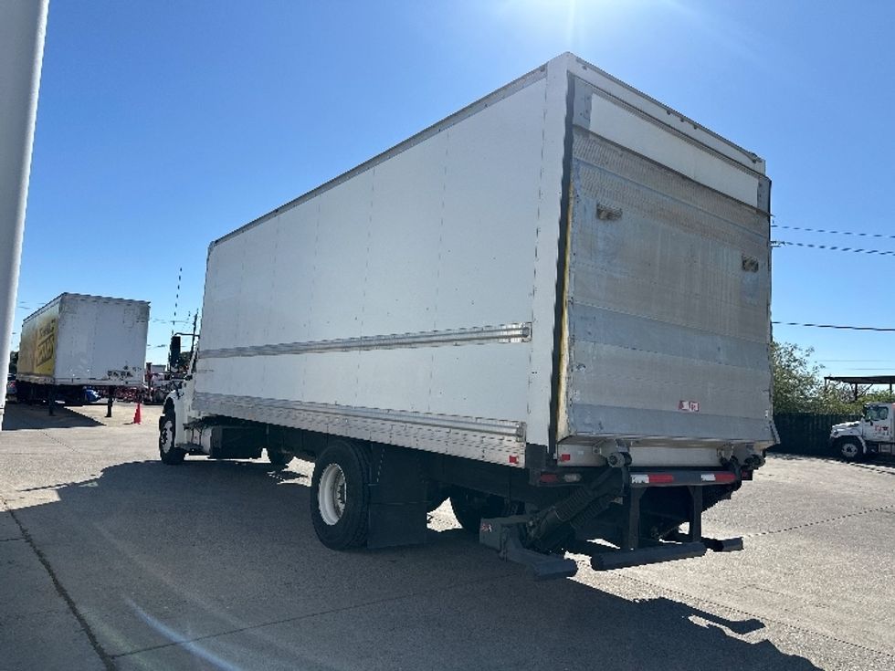 Medium Duty Box Truck-Light and Medium Duty Trucks-Freightliner-2016-M2-Richmond-CA-88,739\n\t\tmiles-$ 37,000 - Image 6