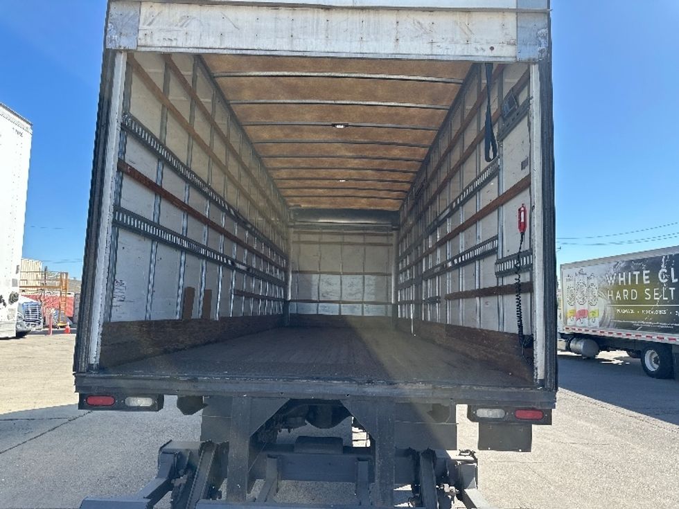 Medium Duty Box Truck-Light and Medium Duty Trucks-Freightliner-2016-M2-Richmond-CA-88,739\n\t\tmiles-$ 37,000 - Image 8