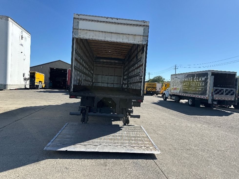 Medium Duty Box Truck-Light and Medium Duty Trucks-Freightliner-2016-M2-Richmond-CA-88,739\n\t\tmiles-$ 37,000 - Image 9