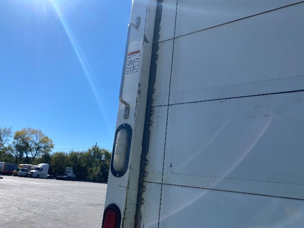 Medium Duty Box Truck-Light and Medium Duty Trucks-Freightliner-2016-M2-Salem-VA-115,300\n\t\tmiles-$ 37,000 - Image 31
