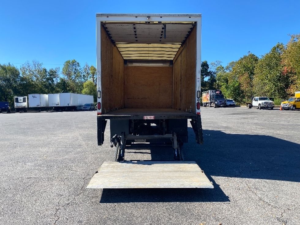 Medium Duty Box Truck-Light and Medium Duty Trucks-Freightliner-2016-M2-Salem-VA-115,300\n\t\tmiles-$ 37,000 - Image 9