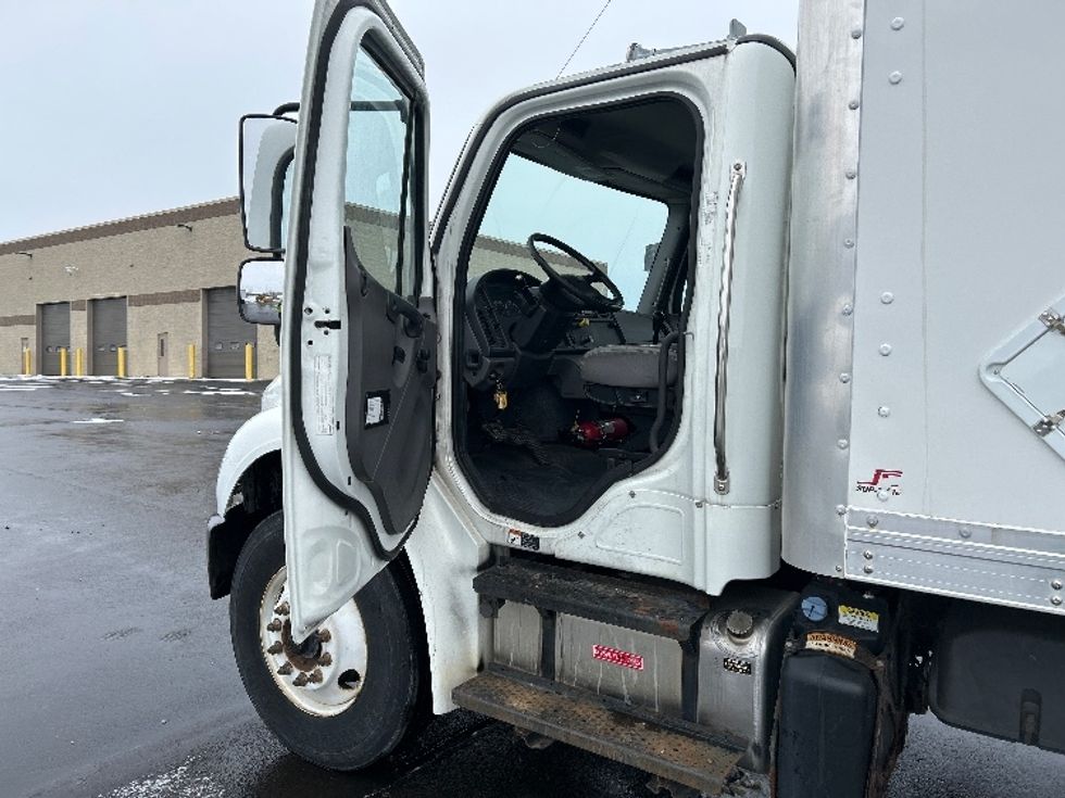 Medium Duty Box Truck-Light and Medium Duty Trucks-Freightliner-2016-M2-Sheboygan-WI-26,462\n\t\tmiles-$ 43,500 - Image 16