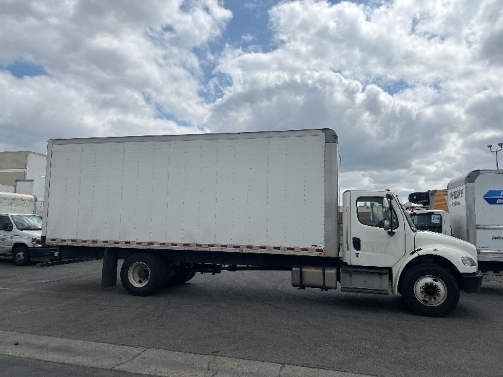 Medium Duty Box Truck-Light and Medium Duty Trucks-Freightliner-2016-M2-Torrance-CA-226,377\n\t\tmiles-$ 38,750 - Image 14