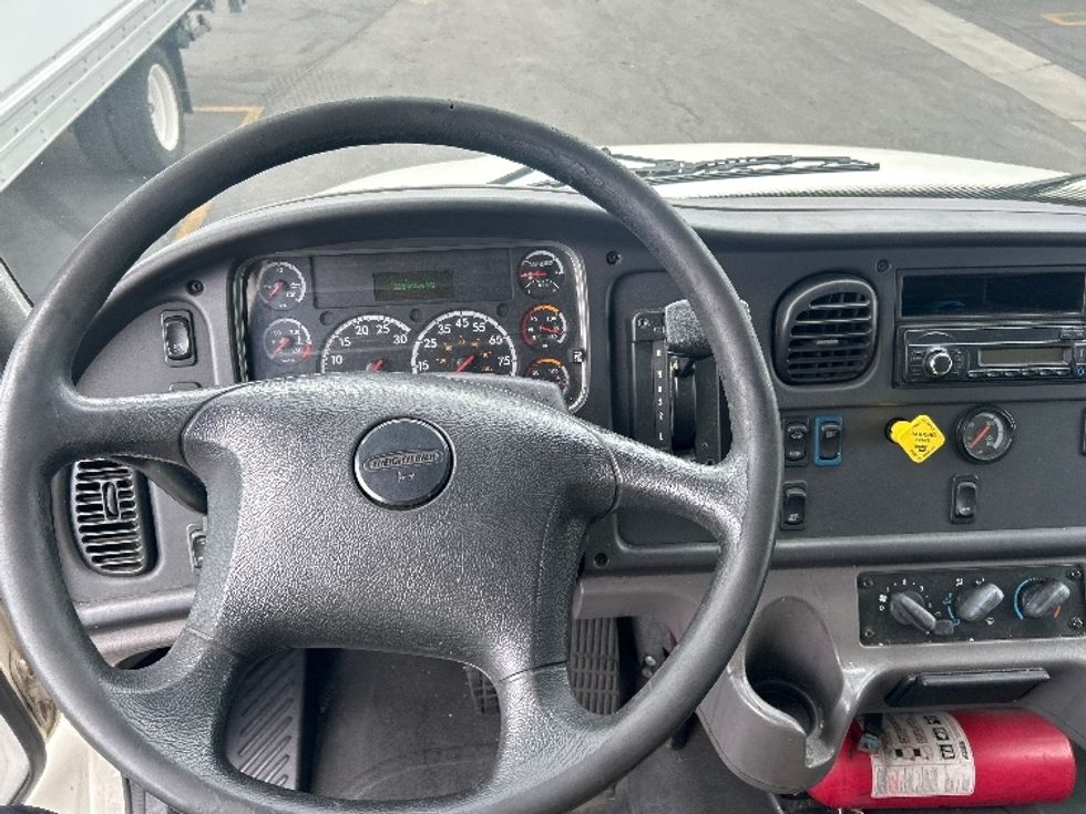 Medium Duty Box Truck-Light and Medium Duty Trucks-Freightliner-2016-M2-Torrance-CA-226,377\n\t\tmiles-$ 38,750 - Image 17