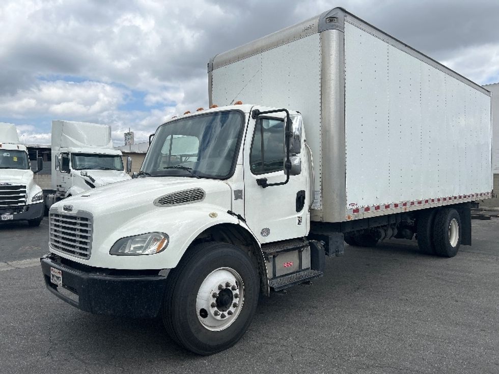 Medium Duty Box Truck-Light and Medium Duty Trucks-Freightliner-2016-M2-Torrance-CA-226,377\n\t\tmiles-$ 38,750 - Image 3