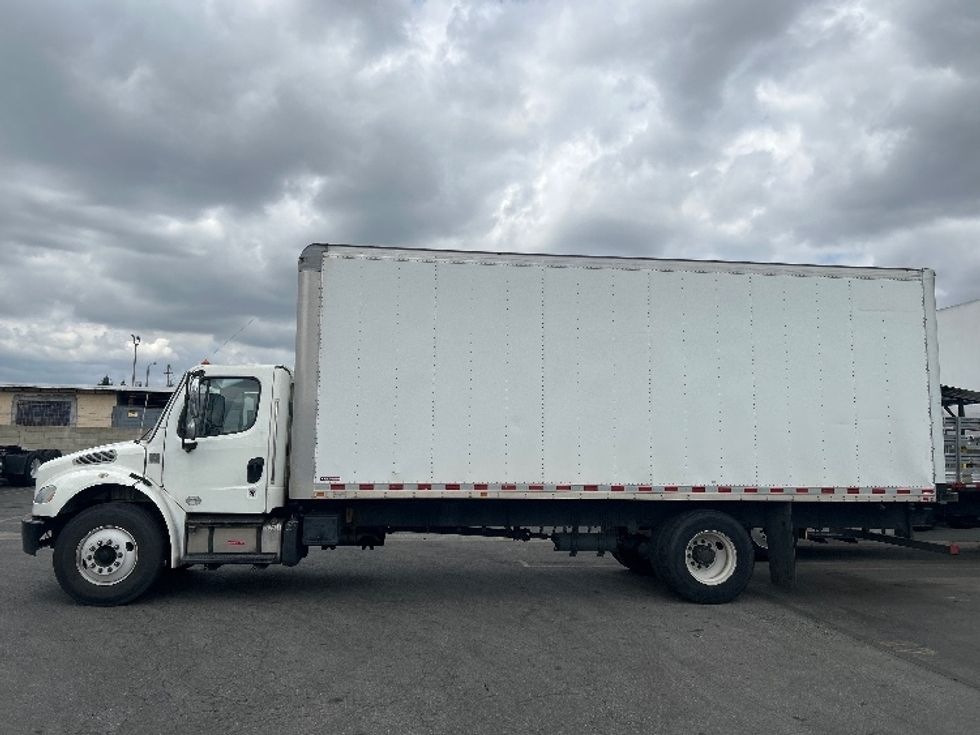 Medium Duty Box Truck-Light and Medium Duty Trucks-Freightliner-2016-M2-Torrance-CA-226,377\n\t\tmiles-$ 38,750 - Image 4
