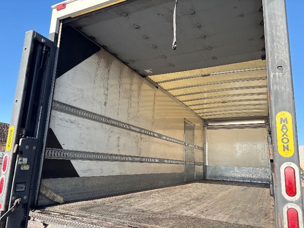 Medium Duty Box Truck-Light and Medium Duty Trucks-Freightliner-2016-M2-Torrance-CA-264,389\n\t\tmiles-$ 33,500 - Image 11