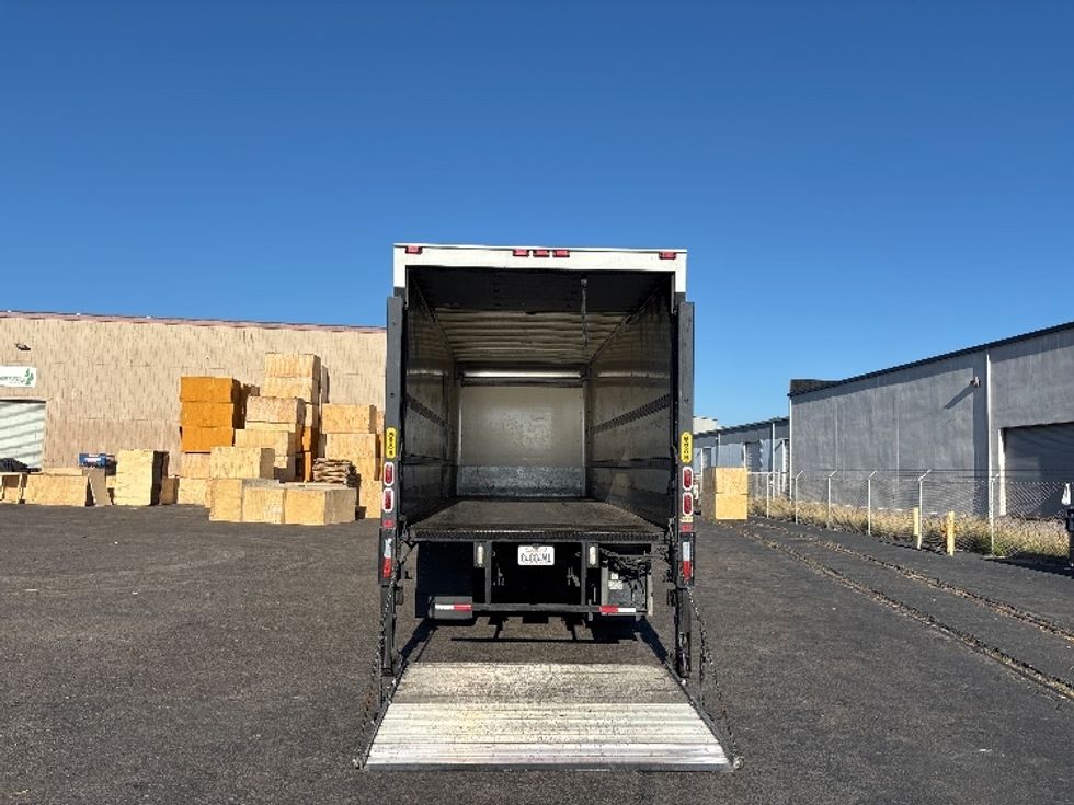 Medium Duty Box Truck-Light and Medium Duty Trucks-Freightliner-2016-M2-Torrance-CA-264,389\n\t\tmiles-$ 33,500 - Image 9