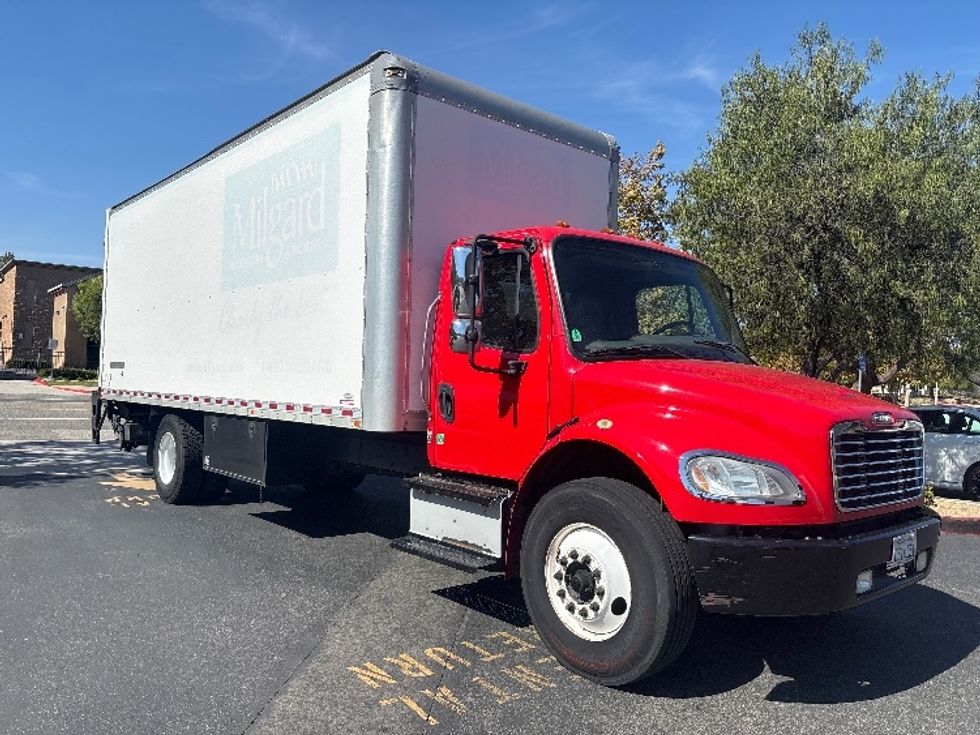 Medium Duty Box Truck-Light and Medium Duty Trucks-Freightliner-2016-M2-Torrance-CA-357,897\n\t\tmiles-$ 24,500 - Image 1