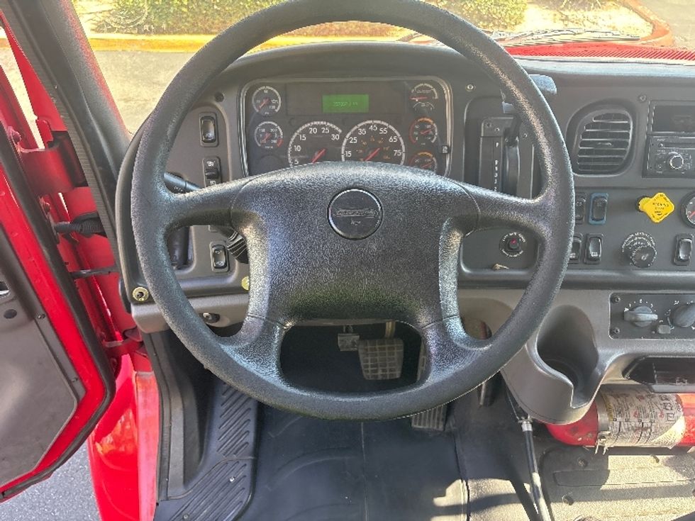 Medium Duty Box Truck-Light and Medium Duty Trucks-Freightliner-2016-M2-Torrance-CA-357,897\n\t\tmiles-$ 24,500 - Image 18