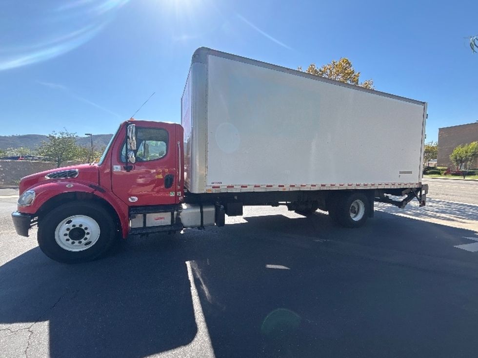 Medium Duty Box Truck-Light and Medium Duty Trucks-Freightliner-2016-M2-Torrance-CA-357,897\n\t\tmiles-$ 24,500 - Image 4