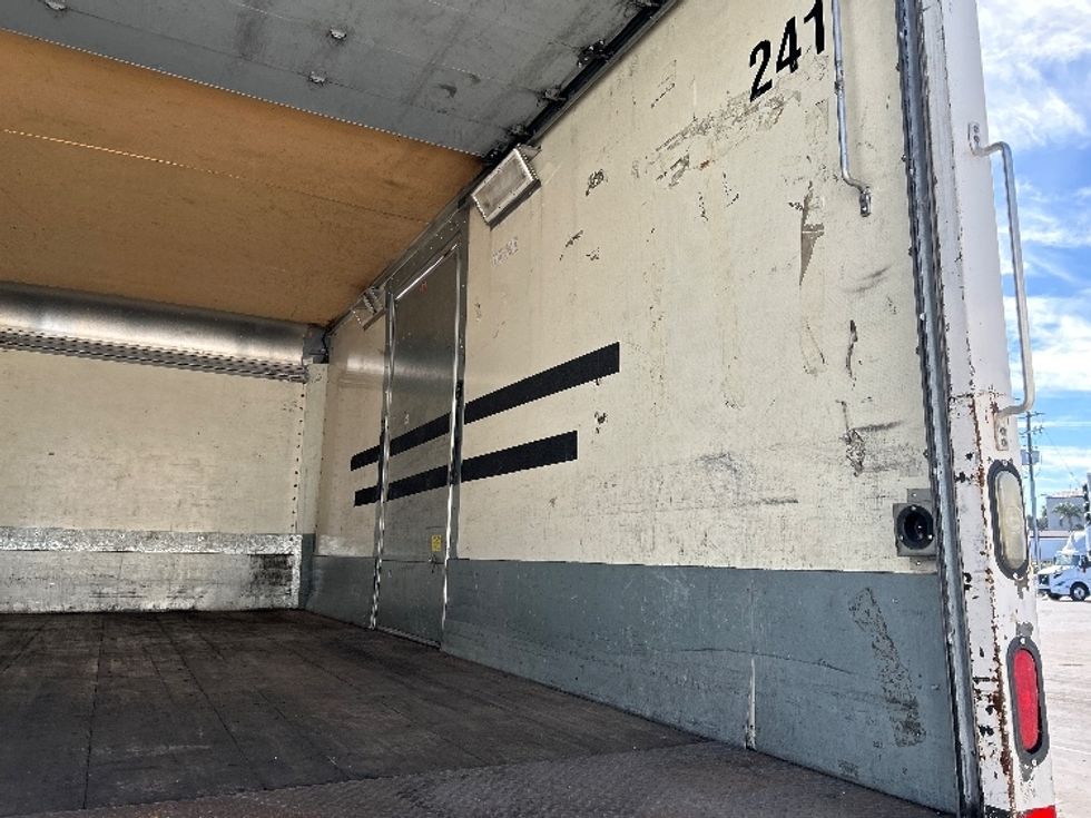 Medium Duty Box Truck-Light and Medium Duty Trucks-Freightliner-2016-M2-West Sacramento-CA-159,347\n\t\tmiles-$ 37,750 - Image 11