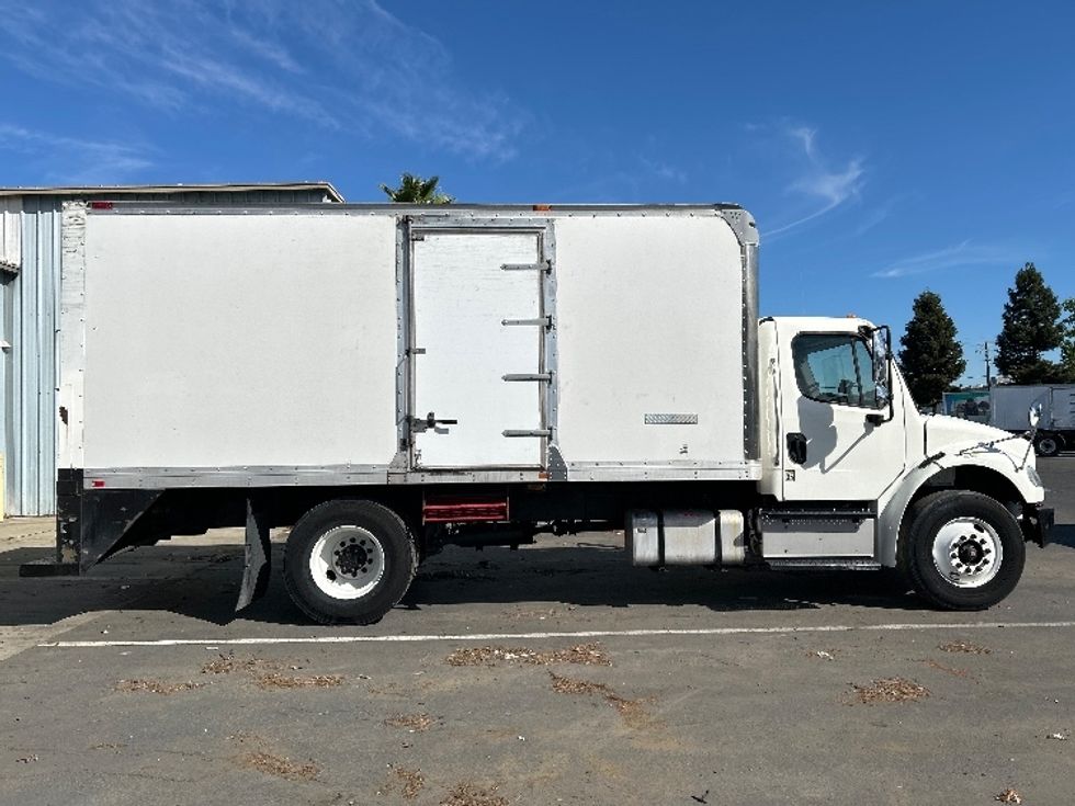 Medium Duty Box Truck-Light and Medium Duty Trucks-Freightliner-2016-M2-West Sacramento-CA-159,347\n\t\tmiles-$ 37,750 - Image 14
