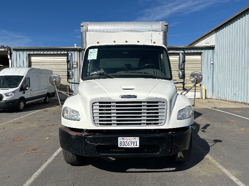 Medium Duty Box Truck-Light and Medium Duty Trucks-Freightliner-2016-M2-West Sacramento-CA-159,347\n\t\tmiles-$ 37,750 - Image 2