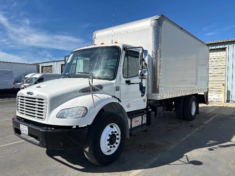 Medium Duty Box Truck-Light and Medium Duty Trucks-Freightliner-2016-M2-West Sacramento-CA-159,347\n\t\tmiles-$ 37,750 - Image 3