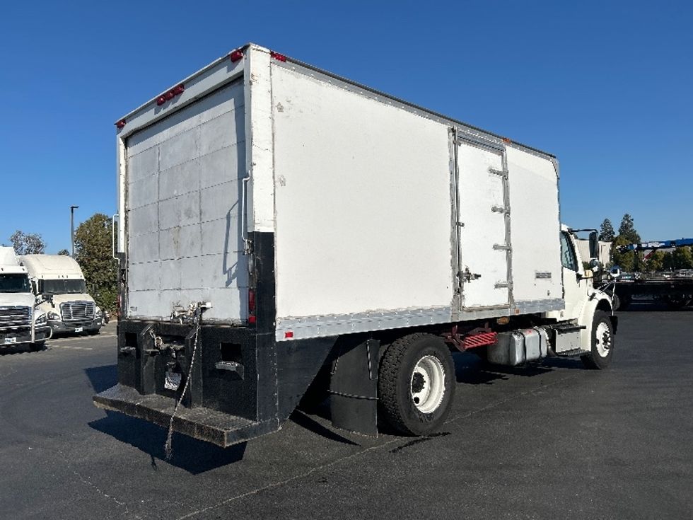Medium Duty Box Truck-Light and Medium Duty Trucks-Freightliner-2016-M2-West Sacramento-CA-184,614\n\t\tmiles-$ 31,250 - Image 13