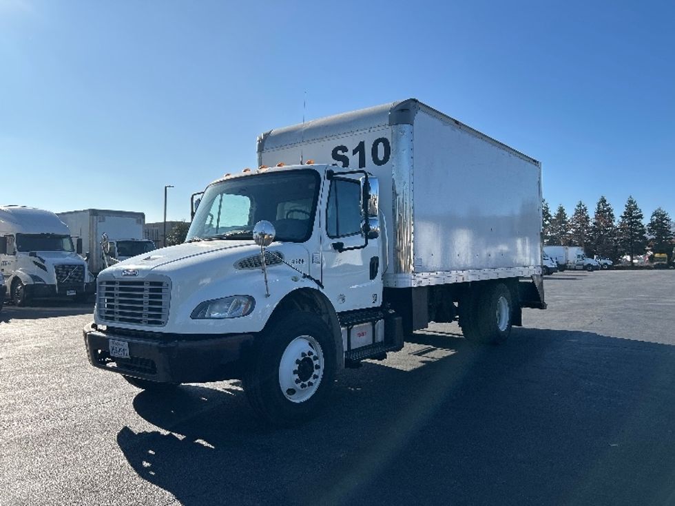 Medium Duty Box Truck-Light and Medium Duty Trucks-Freightliner-2016-M2-West Sacramento-CA-184,614\n\t\tmiles-$ 31,250 - Image 3