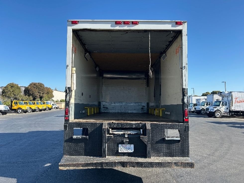 Medium Duty Box Truck-Light and Medium Duty Trucks-Freightliner-2016-M2-West Sacramento-CA-184,614\n\t\tmiles-$ 31,250 - Image 8