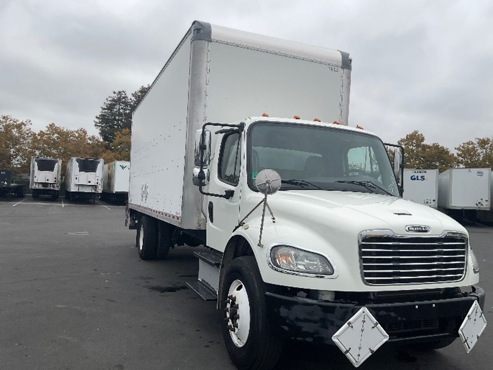 Medium Duty Box Truck-Light and Medium Duty Trucks-Freightliner-2016-M2-West Sacramento-CA-227,074\n\t\tmiles-$ 41,000 - Image 1