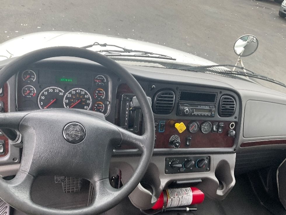 Medium Duty Box Truck-Light and Medium Duty Trucks-Freightliner-2016-M2-West Sacramento-CA-227,074\n\t\tmiles-$ 41,000 - Image 18