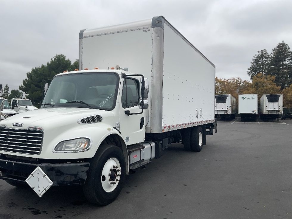 Medium Duty Box Truck-Light and Medium Duty Trucks-Freightliner-2016-M2-West Sacramento-CA-227,074\n\t\tmiles-$ 41,000 - Image 3
