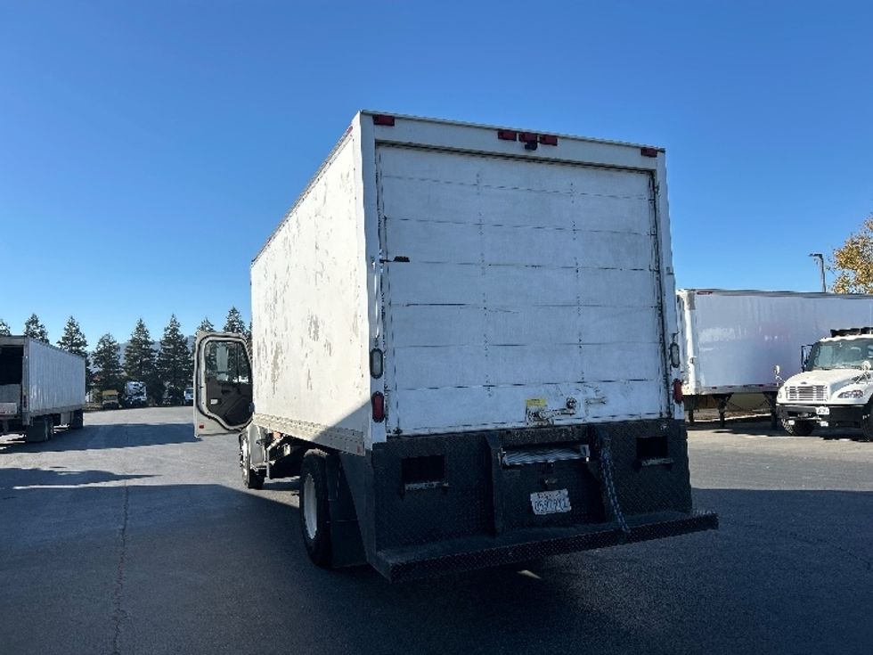 Medium Duty Box Truck-Light and Medium Duty Trucks-Freightliner-2016-M2-West Sacramento-CA-236,053\n\t\tmiles-$ 26,000 - Image 26