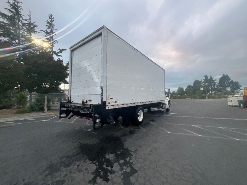Medium Duty Box Truck-Light and Medium Duty Trucks-Freightliner-2016-M2-West Sacramento-CA-256,609\n\t\tmiles-$ 36,500 - Image 13