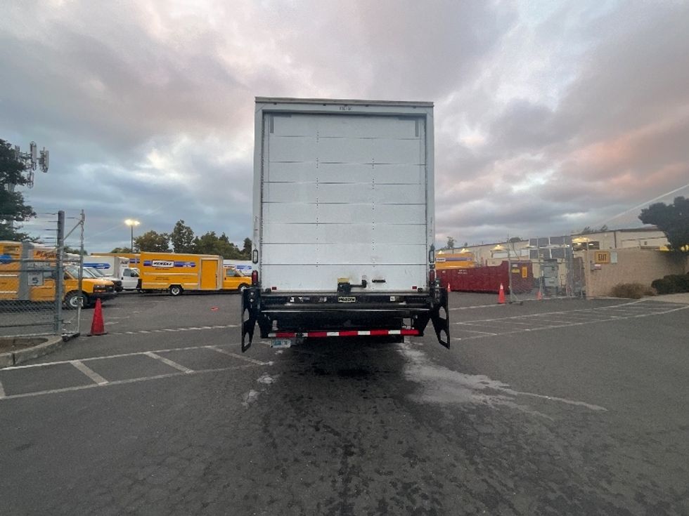 Medium Duty Box Truck-Light and Medium Duty Trucks-Freightliner-2016-M2-West Sacramento-CA-256,609\n\t\tmiles-$ 36,500 - Image 7