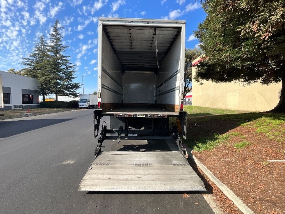 Medium Duty Box Truck-Light and Medium Duty Trucks-Freightliner-2016-M2-West Sacramento-CA-266,321\n\t\tmiles-$ 35,250 - Image 9