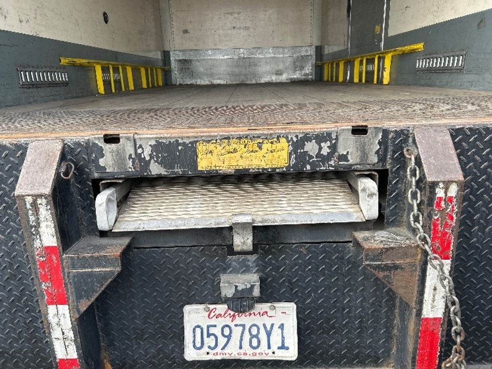 Medium Duty Box Truck-Light and Medium Duty Trucks-Freightliner-2016-M2-West Sacramento-CA-268,784\n\t\tmiles-$ 21,750 - Image 10