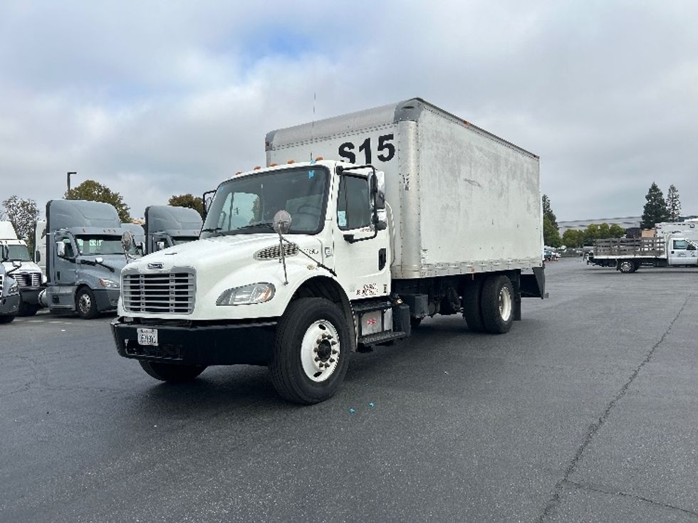 Medium Duty Box Truck-Light and Medium Duty Trucks-Freightliner-2016-M2-West Sacramento-CA-268,784\n\t\tmiles-$ 21,750 - Image 3