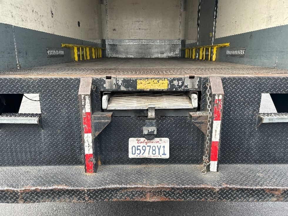 Medium Duty Box Truck-Light and Medium Duty Trucks-Freightliner-2016-M2-West Sacramento-CA-268,784\n\t\tmiles-$ 21,750 - Image 9