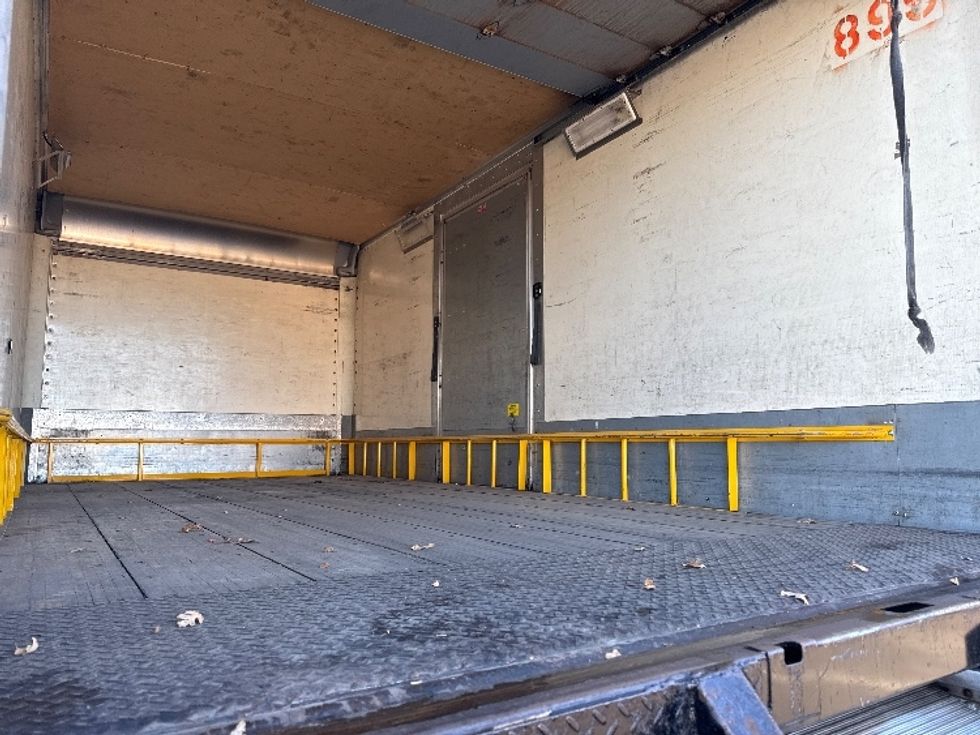 Medium Duty Box Truck-Light and Medium Duty Trucks-Freightliner-2016-M2-West Sacramento-CA-296,724\n\t\tmiles-$ 18,250 - Image 12