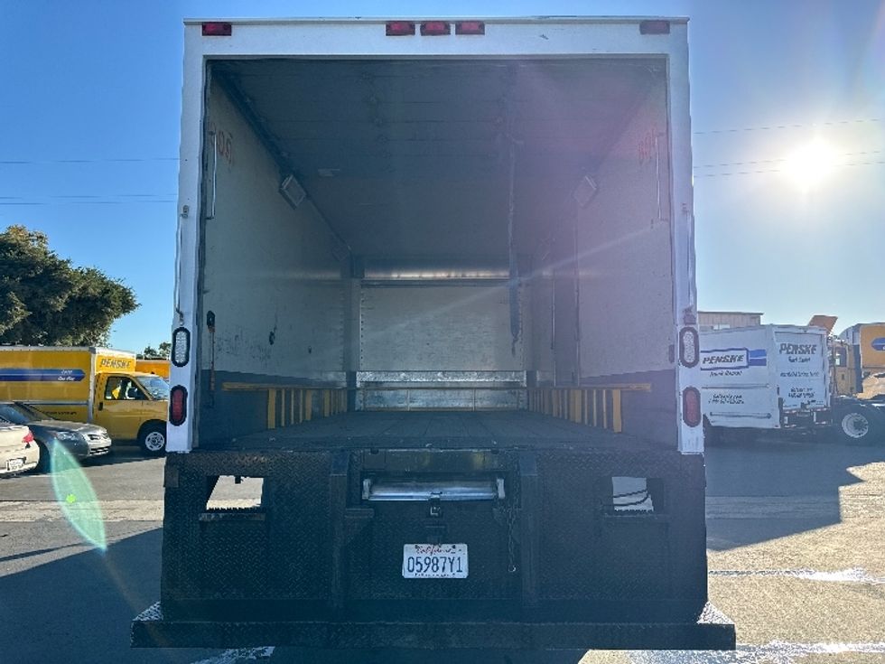 Medium Duty Box Truck-Light and Medium Duty Trucks-Freightliner-2016-M2-West Sacramento-CA-296,724\n\t\tmiles-$ 18,250 - Image 9