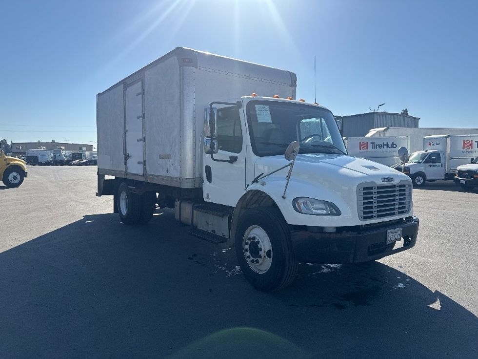 Medium Duty Box Truck-Light and Medium Duty Trucks-Freightliner-2016-M2-West Sacramento-CA-330,979\n\t\tmiles-$ 17,750 - Image 1