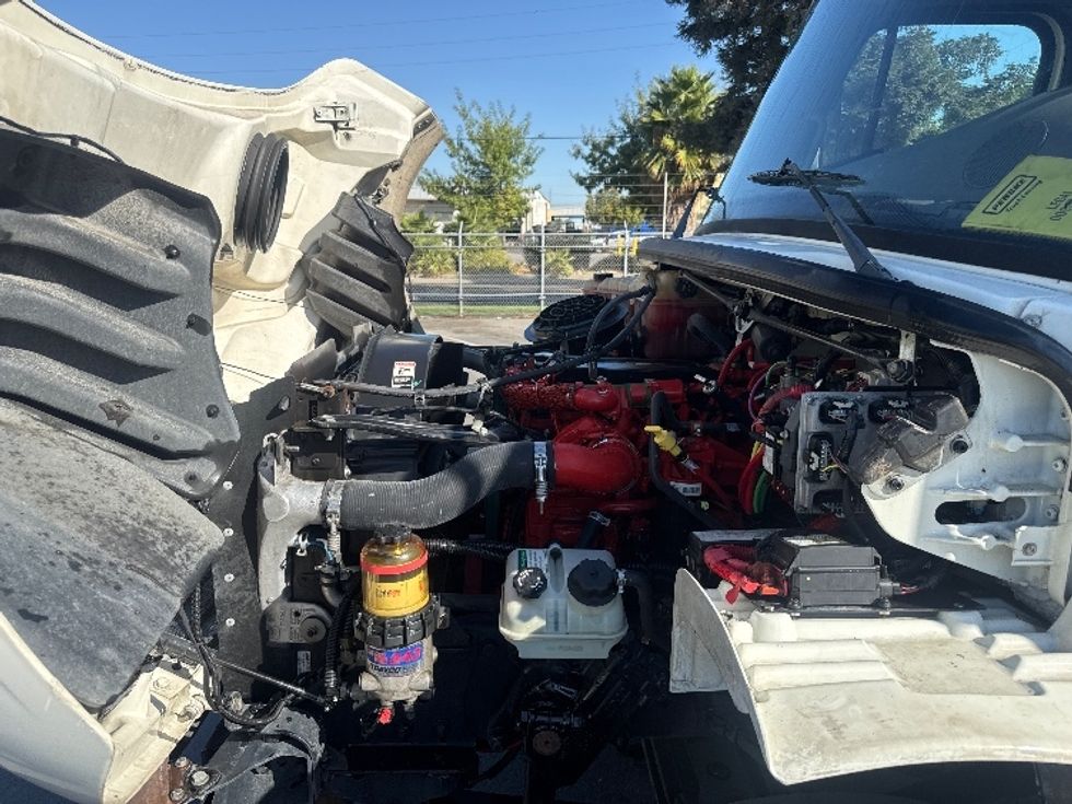 Medium Duty Box Truck-Light and Medium Duty Trucks-Freightliner-2016-M2-West Sacramento-CA-330,979\n\t\tmiles-$ 17,750 - Image 22