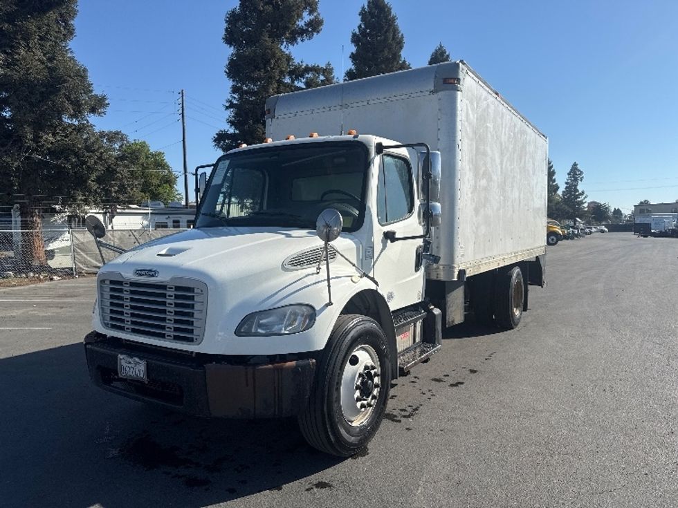 Medium Duty Box Truck-Light and Medium Duty Trucks-Freightliner-2016-M2-West Sacramento-CA-330,979\n\t\tmiles-$ 17,750 - Image 3