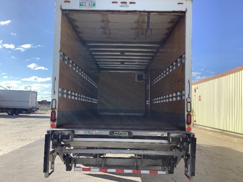 Medium Duty Box Truck-Light and Medium Duty Trucks-Freightliner-2016-M2-Winnipeg-MB-407,998\n\t\tkm-$ 45,500 - Image 8