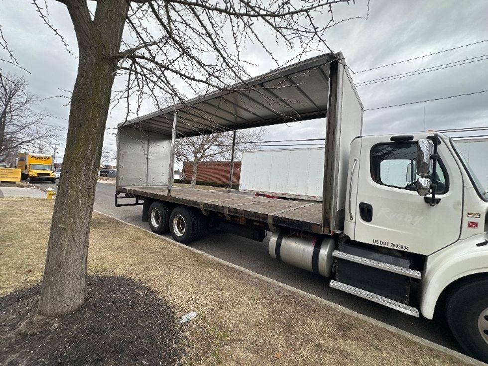 Medium Duty Box Truck-Light and Medium Duty Trucks-Freightliner-2016-M211264S-Dayton-NJ-327,826\n\t\tmiles-$ 53,250 - Image 16
