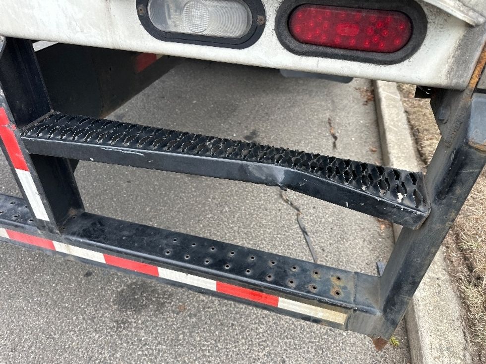 Medium Duty Box Truck-Light and Medium Duty Trucks-Freightliner-2016-M211264S-Dayton-NJ-327,826\n\t\tmiles-$ 53,250 - Image 27