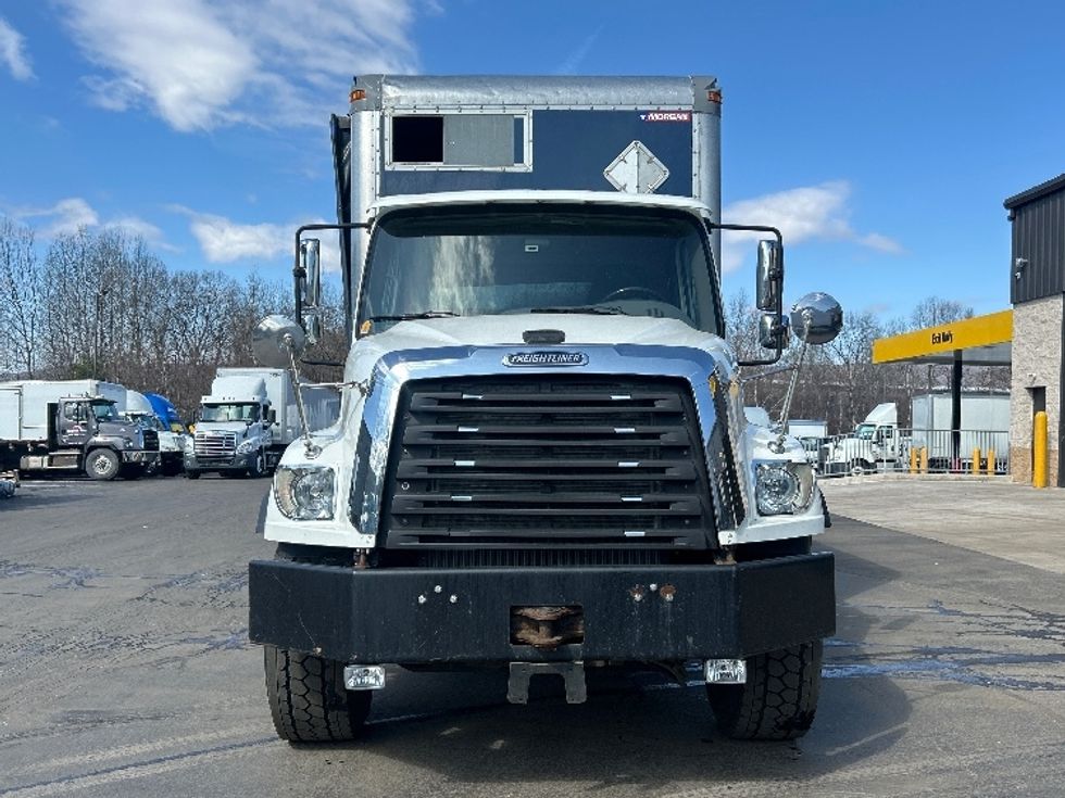 Medium Duty Box Truck-Light and Medium Duty Trucks-Freightliner-2017-114SD-Jessup-PA-344,947\n\t\tmiles-$ 77,500 - Image 2