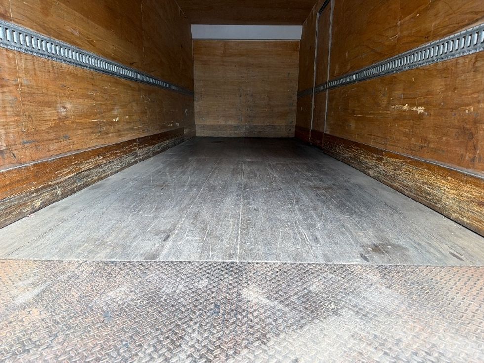 Medium Duty Box Truck-Light and Medium Duty Trucks-Freightliner-2017-M2-Alexandria-VA-95,220\n\t\tmiles-$ 52,750 - Image 10