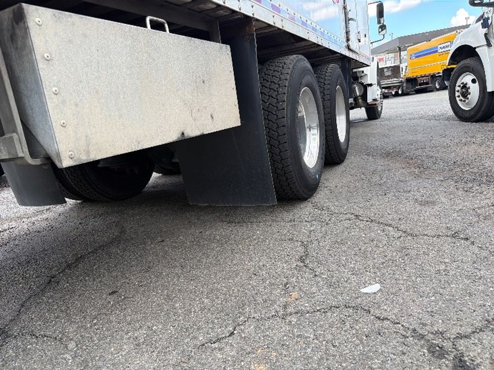 Medium Duty Box Truck-Light and Medium Duty Trucks-Freightliner-2017-M2-Alexandria-VA-95,220\n\t\tmiles-$ 52,750 - Image 15