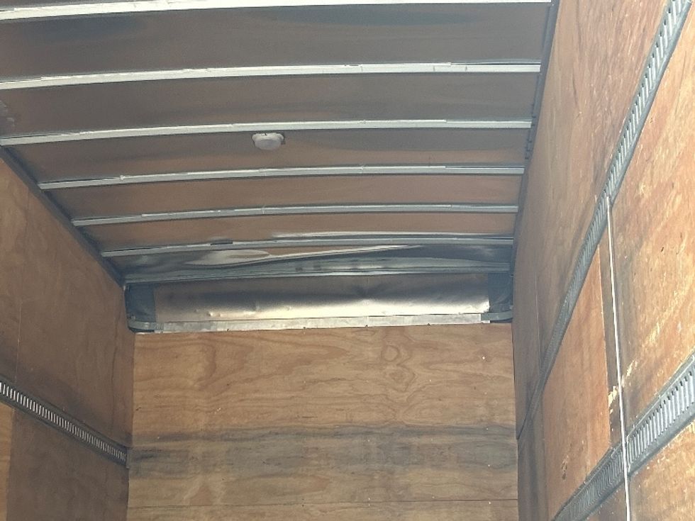 Medium Duty Box Truck-Light and Medium Duty Trucks-Freightliner-2017-M2-Atlanta-GA-165,538\n\t\tmiles-$ 49,500 - Image 24