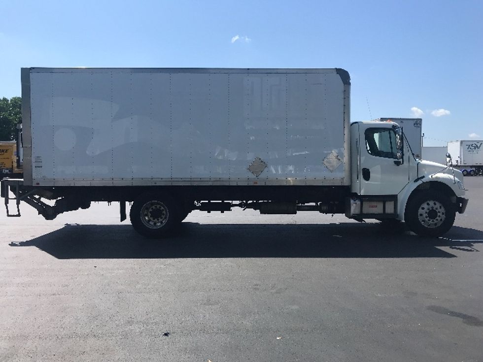 Medium Duty Box Truck-Light and Medium Duty Trucks-Freightliner-2017-M2-Bensalem-PA-390,652\n\t\tmiles-$ 19,250 - Image 15