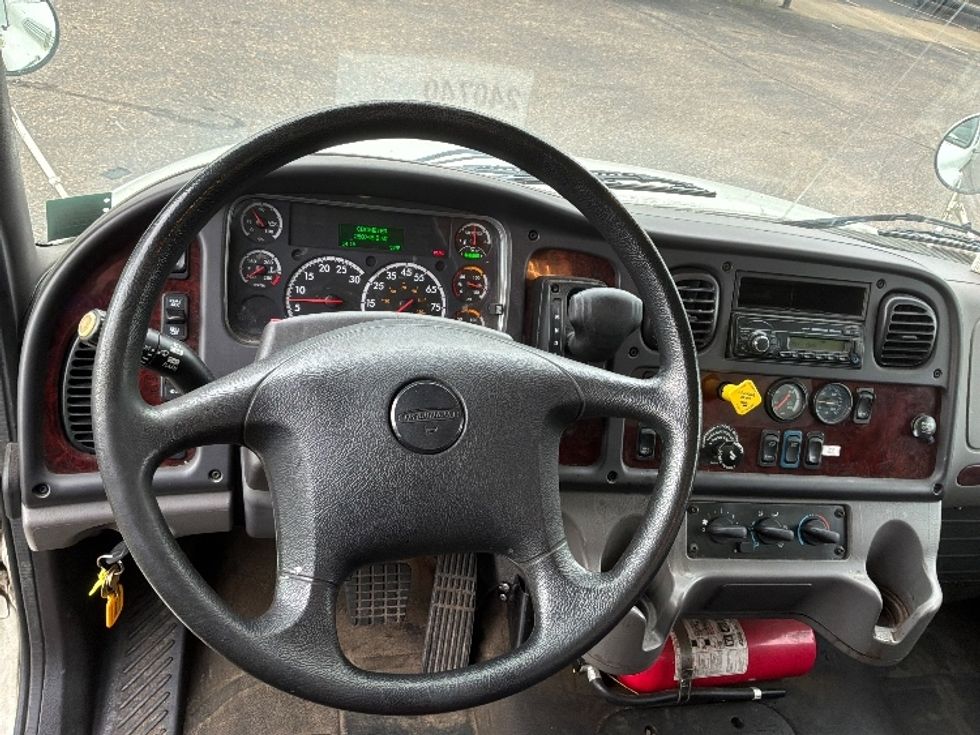 Medium Duty Box Truck-Light and Medium Duty Trucks-Freightliner-2017-M2-Brooklyn Park-MN-268,728\n\t\tmiles-$ 25,750 - Image 17