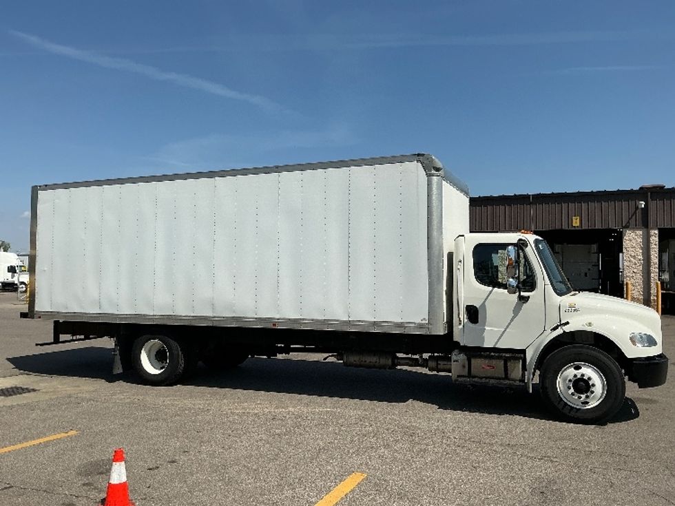 Medium Duty Box Truck-Light and Medium Duty Trucks-Freightliner-2017-M2-Cincinnati-OH-122,554\n\t\tmiles-$ 46,750 - Image 14