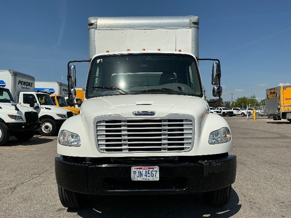 Medium Duty Box Truck-Light and Medium Duty Trucks-Freightliner-2017-M2-Cincinnati-OH-122,554\n\t\tmiles-$ 46,750 - Image 2